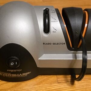 Presto Professional EverSharp Electric Knife Sharpener - Silver and Black
